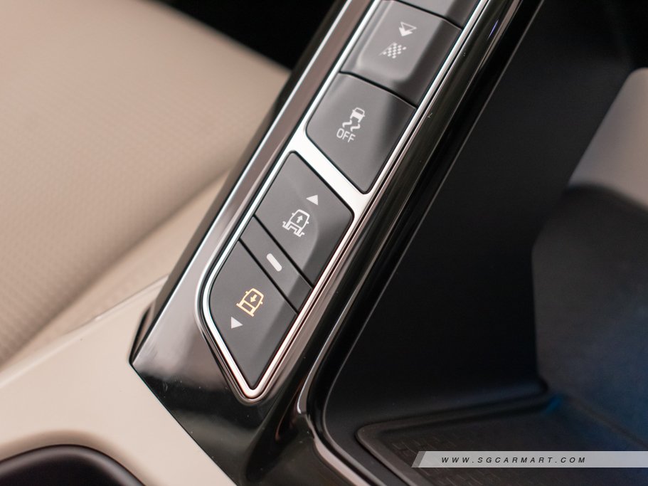 https://i.i-sgcm.com/new_cars/cars/12441/12441_g33