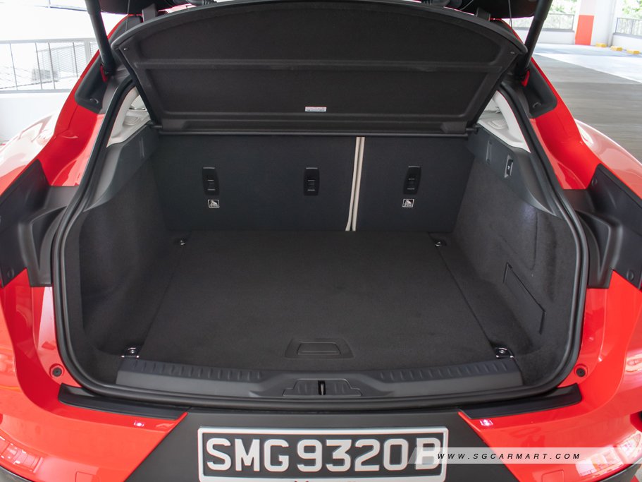 https://i.i-sgcm.com/new_cars/cars/12441/12441_g40