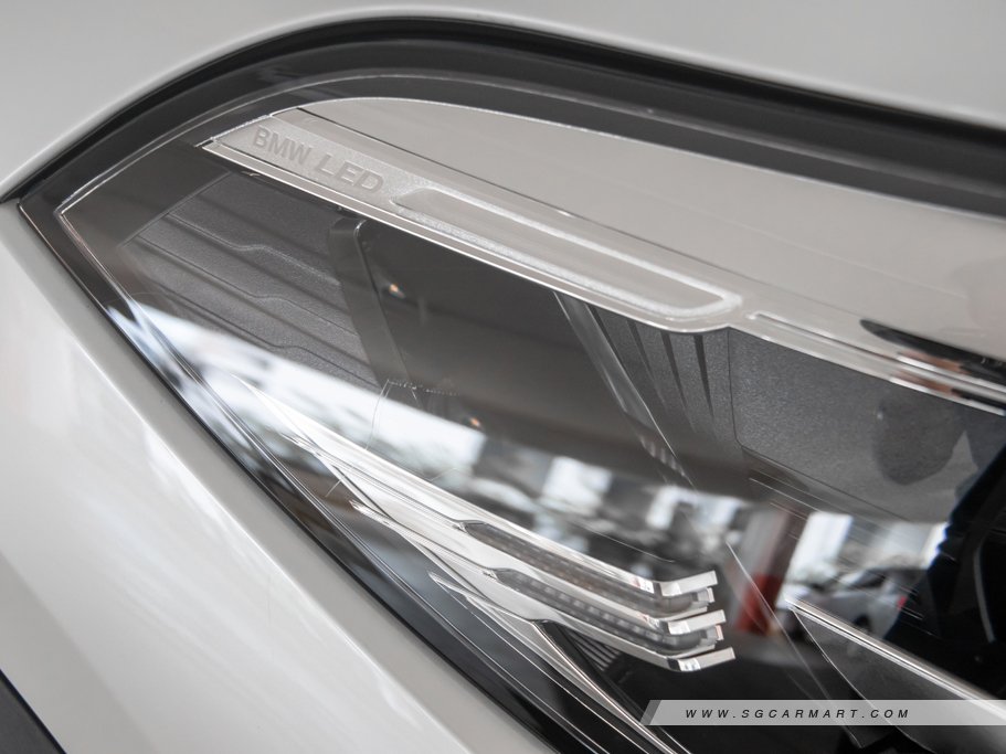 https://i.i-sgcm.com/new_cars/cars/12444/12444_g15