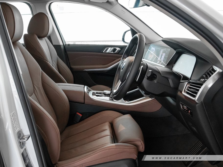 https://i.i-sgcm.com/new_cars/cars/12444/12444_g35