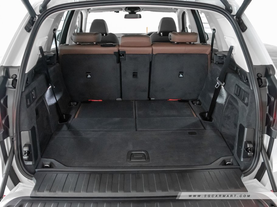 https://i.i-sgcm.com/new_cars/cars/12444/12444_g41