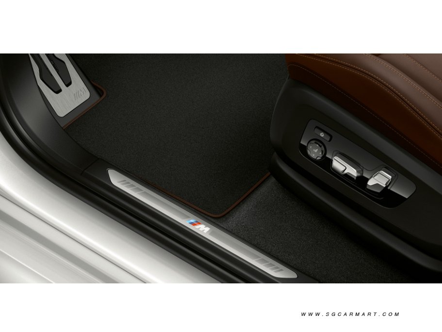 https://i.i-sgcm.com/new_cars/cars/12444/12444_g47