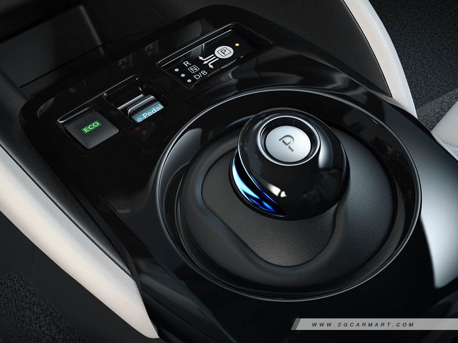 https://i.i-sgcm.com/new_cars/cars/12445/12445_g21