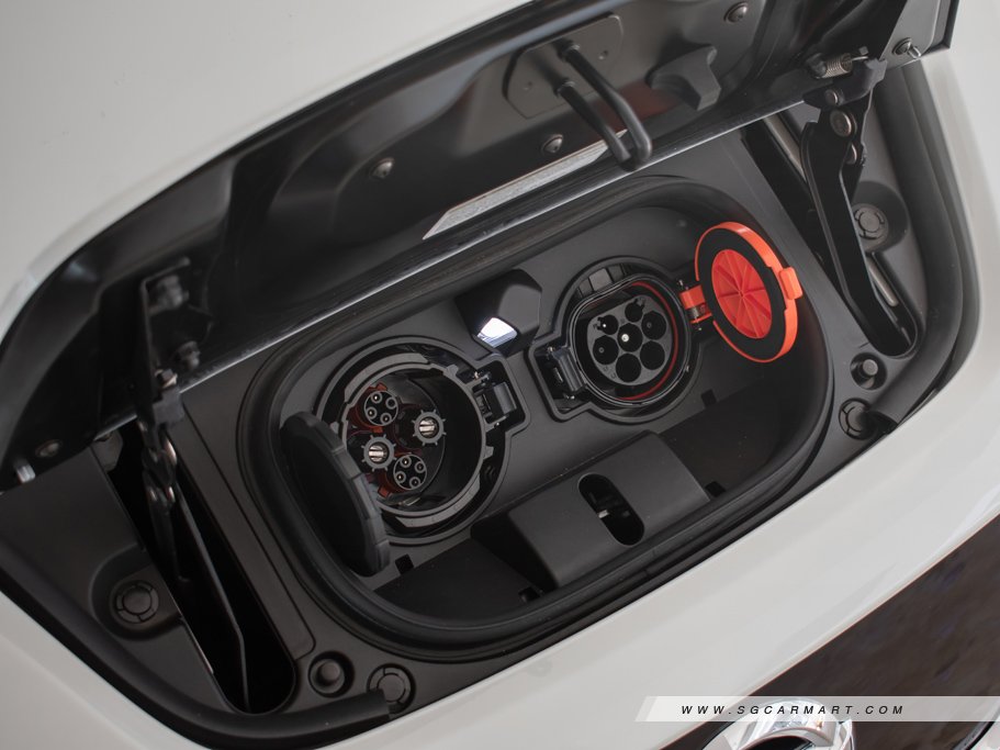 https://i.i-sgcm.com/new_cars/cars/12445/12445_g32