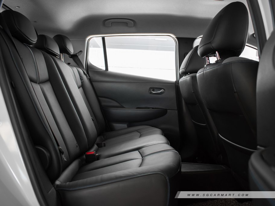 https://i.i-sgcm.com/new_cars/cars/12445/12445_g46