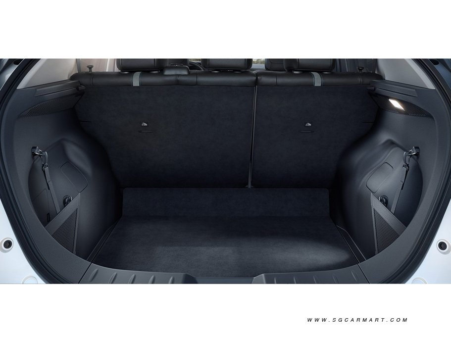 https://i.i-sgcm.com/new_cars/cars/12445/12445_g55