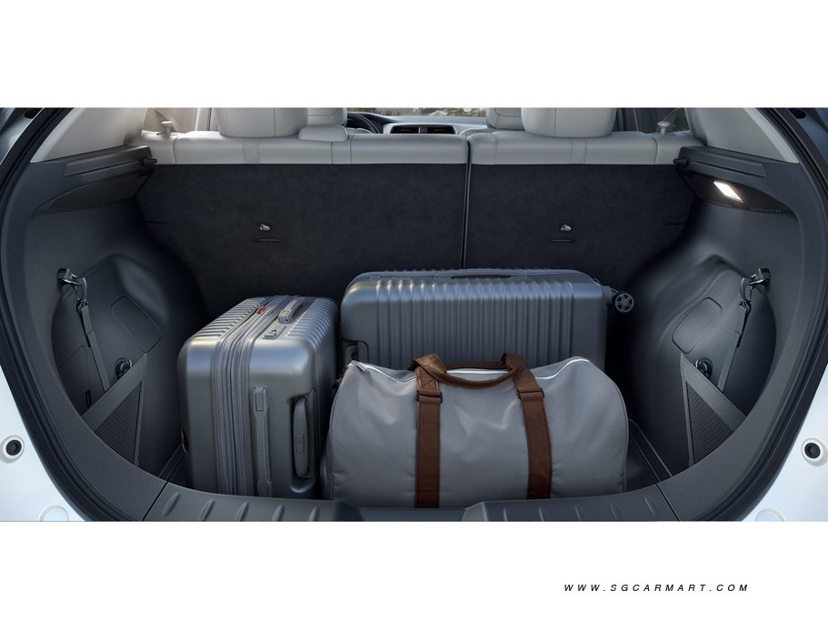 https://i.i-sgcm.com/new_cars/cars/12445/12445_g58