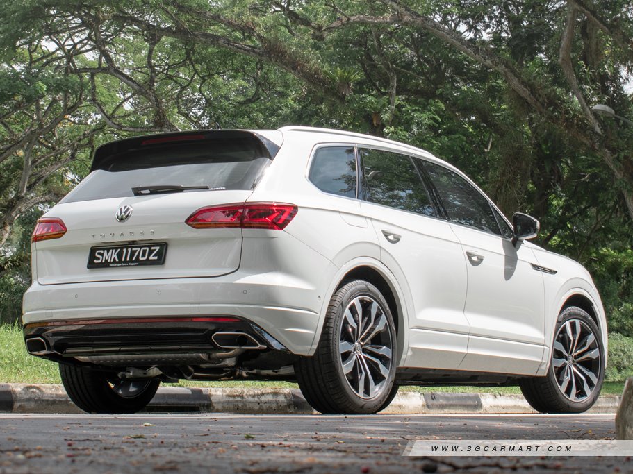 https://i.i-sgcm.com/new_cars/cars/12449/12449_g15