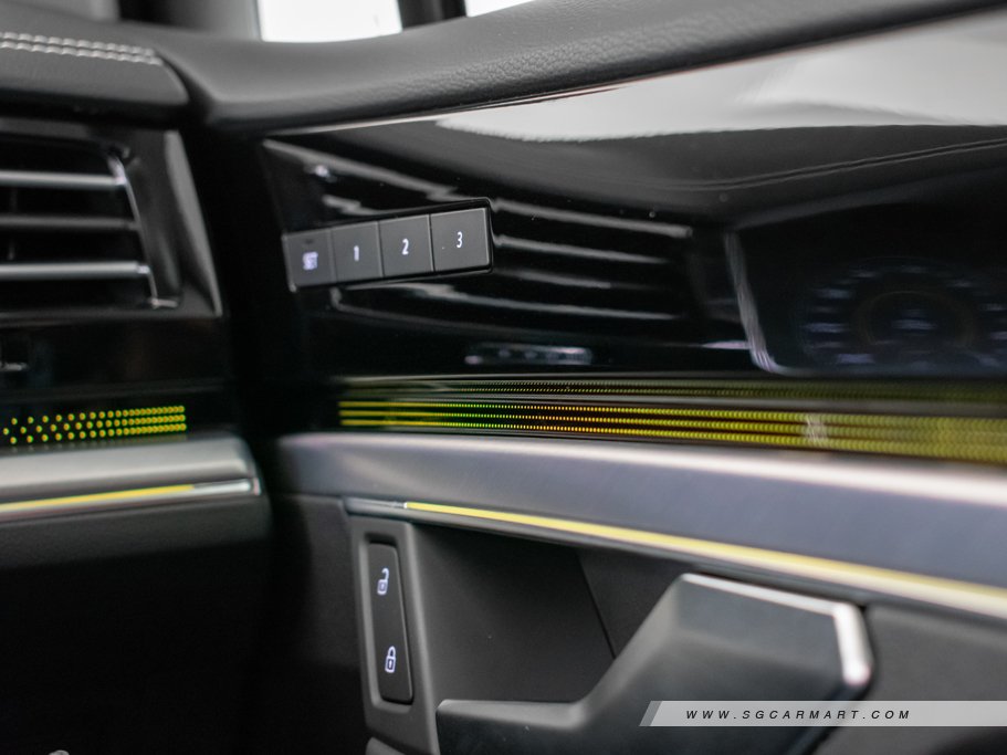 https://i.i-sgcm.com/new_cars/cars/12449/12449_g40
