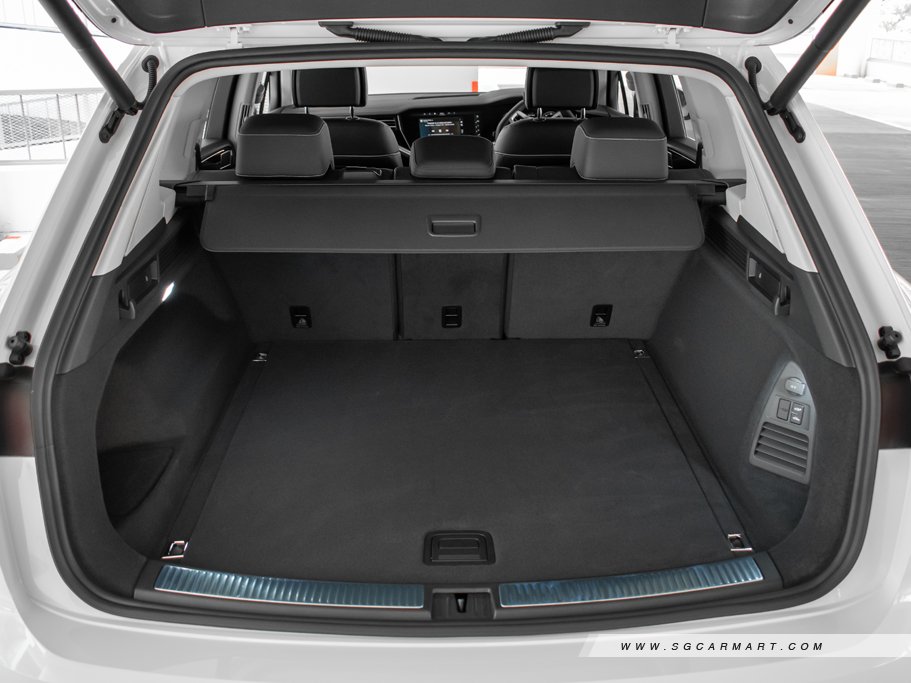 https://i.i-sgcm.com/new_cars/cars/12449/12449_g44