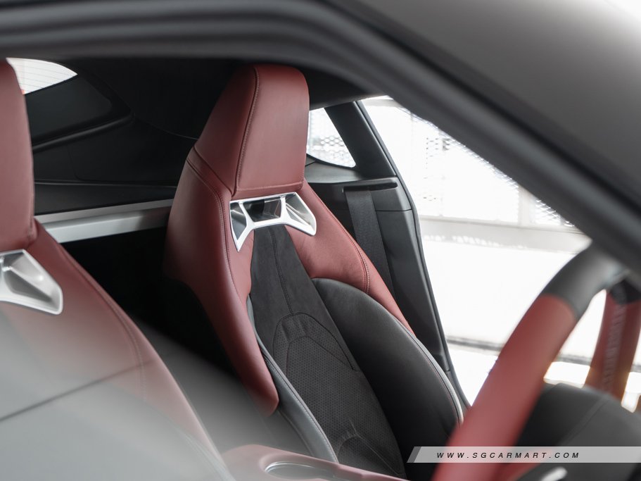 https://i.i-sgcm.com/new_cars/cars/12450/12450_g56