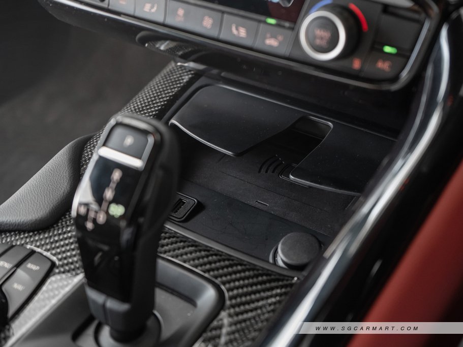 https://i.i-sgcm.com/new_cars/cars/12450/12450_g68