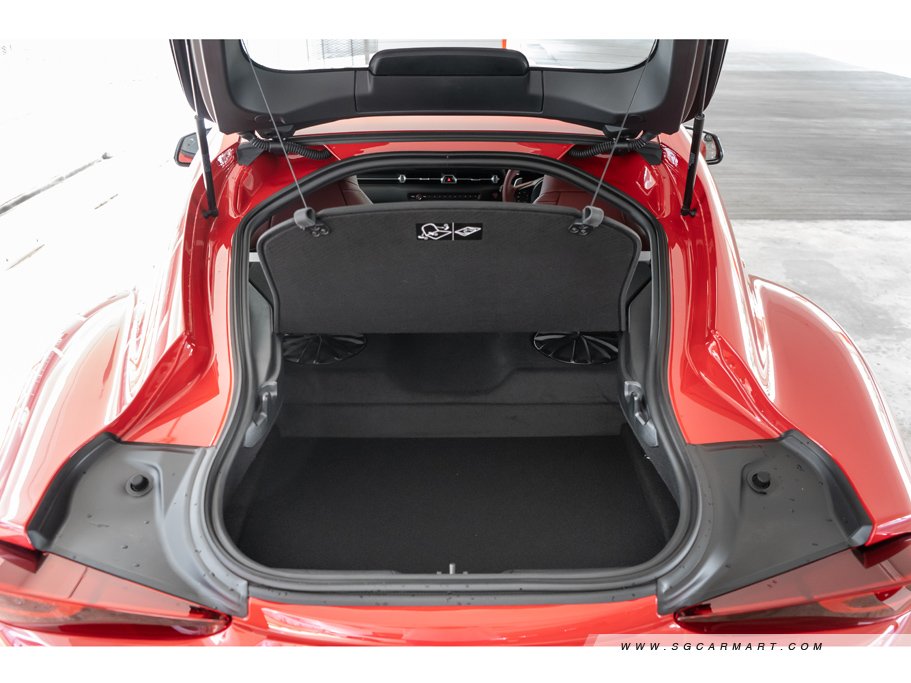 https://i.i-sgcm.com/new_cars/cars/12450/12450_g81