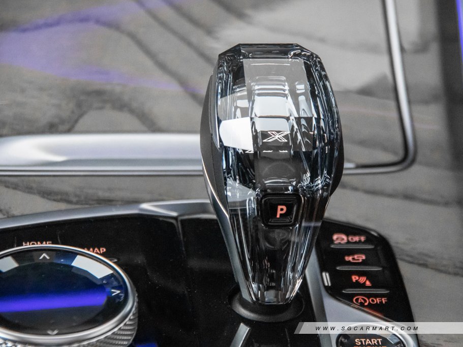 https://i.i-sgcm.com/new_cars/cars/12451/12451_g54