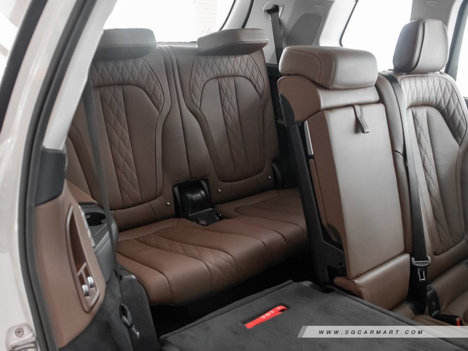 https://i.i-sgcm.com/new_cars/cars/12451/12451_g66