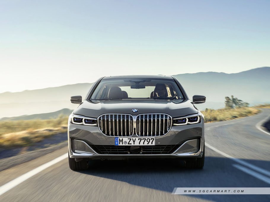 https://i.i-sgcm.com/new_cars/cars/12452/12452_g11