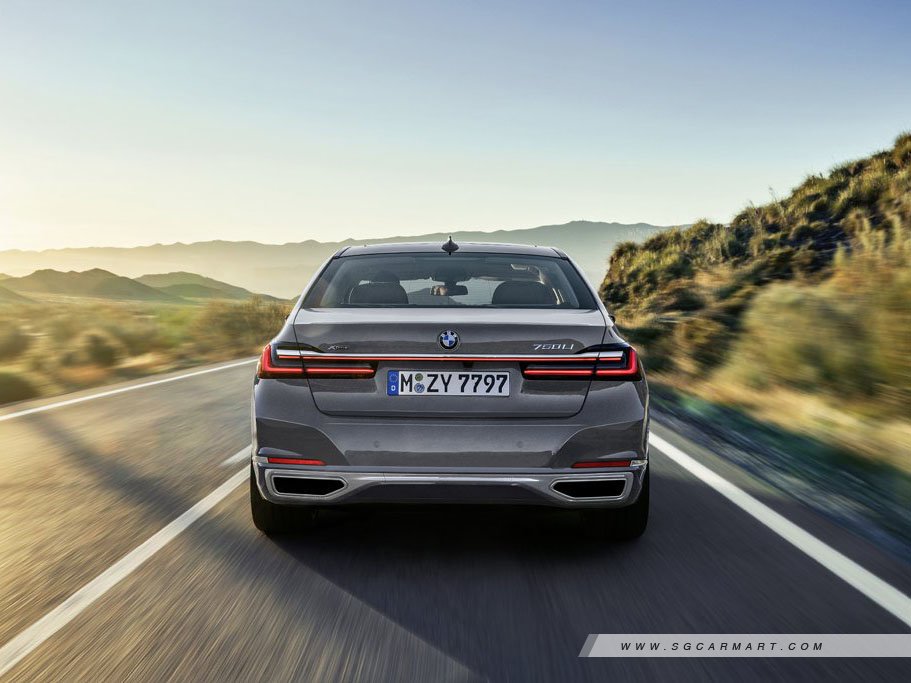 https://i.i-sgcm.com/new_cars/cars/12452/12452_g13