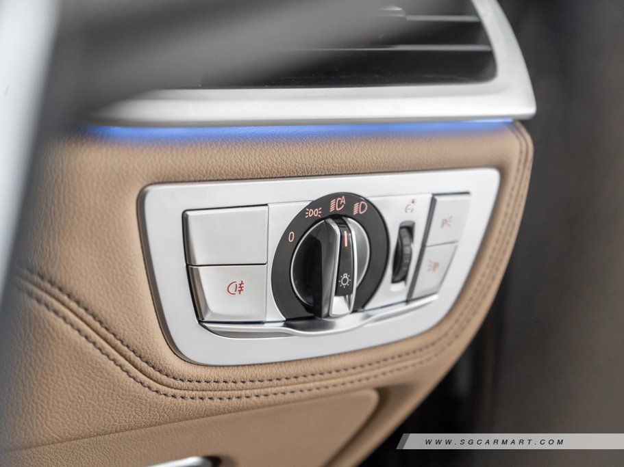 https://i.i-sgcm.com/new_cars/cars/12452/12452_g33