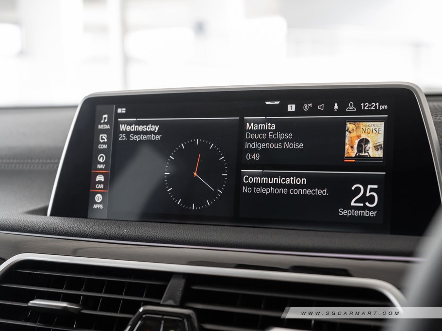 https://i.i-sgcm.com/new_cars/cars/12452/12452_g37
