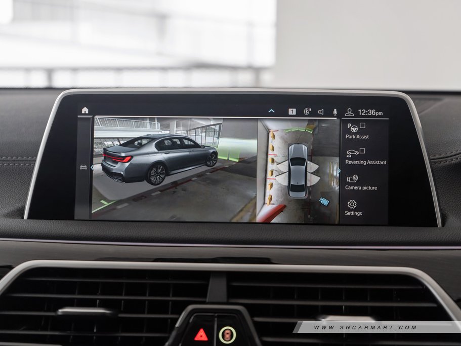 https://i.i-sgcm.com/new_cars/cars/12452/12452_g40