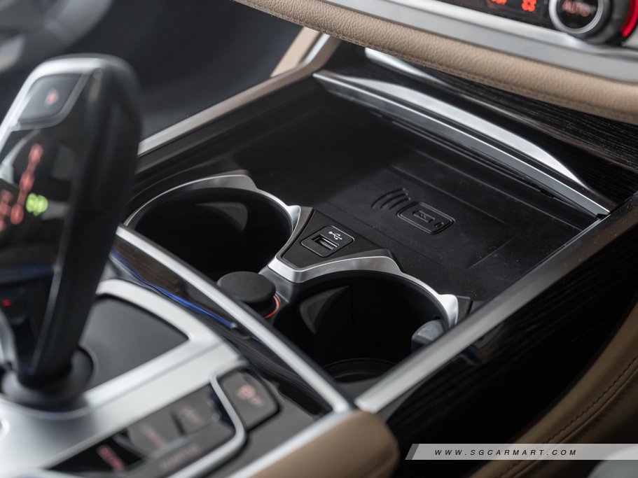 https://i.i-sgcm.com/new_cars/cars/12452/12452_g43