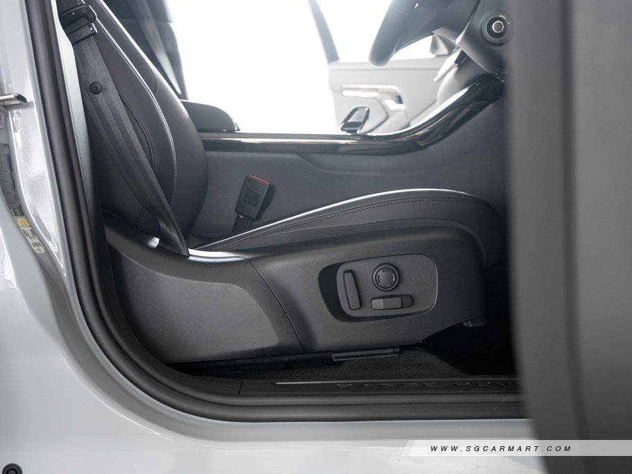 https://i.i-sgcm.com/new_cars/cars/12453/12453_g63