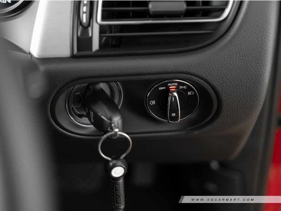 https://i.i-sgcm.com/new_cars/cars/12454/12454_g92
