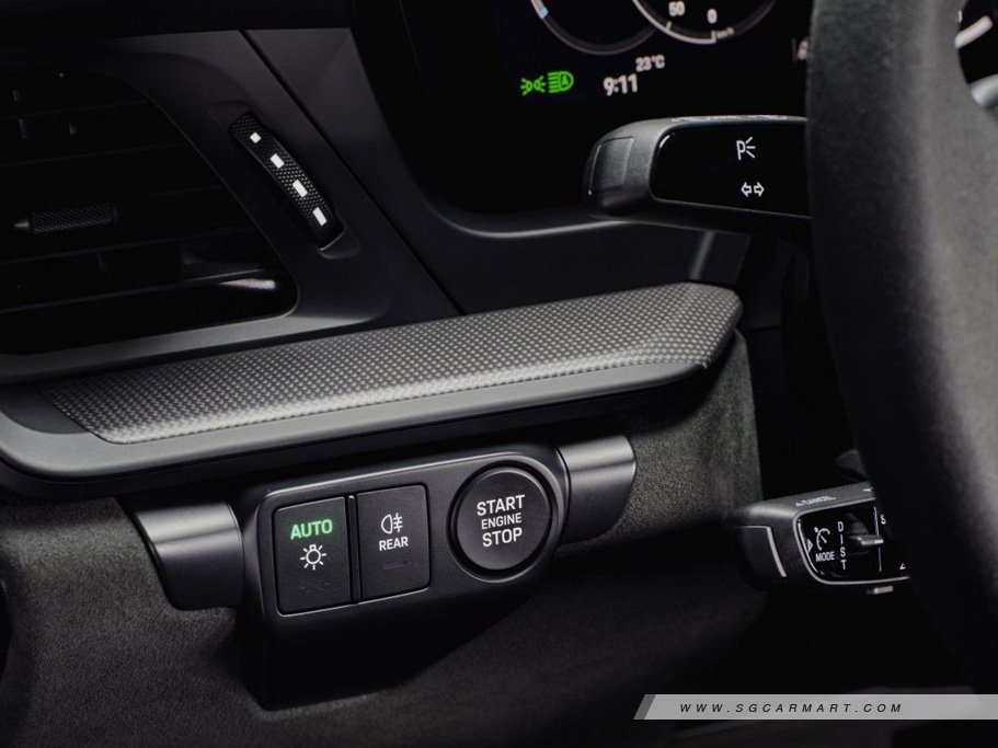 https://i.i-sgcm.com/new_cars/cars/12456/12456_g26
