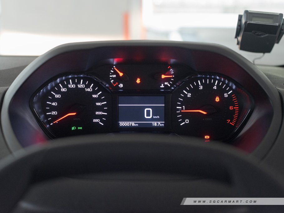 https://i.i-sgcm.com/new_cars/cars/12460/12460_g26