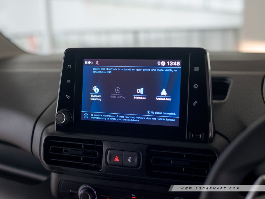 https://i.i-sgcm.com/new_cars/cars/12460/12460_g31