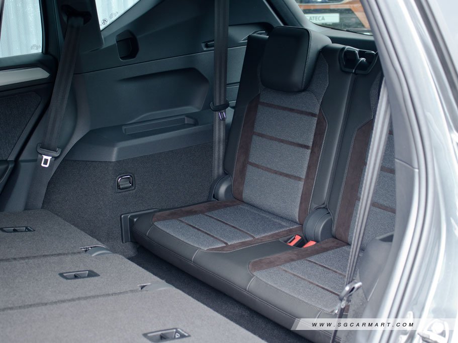 https://i.i-sgcm.com/new_cars/cars/12461/12461_g26