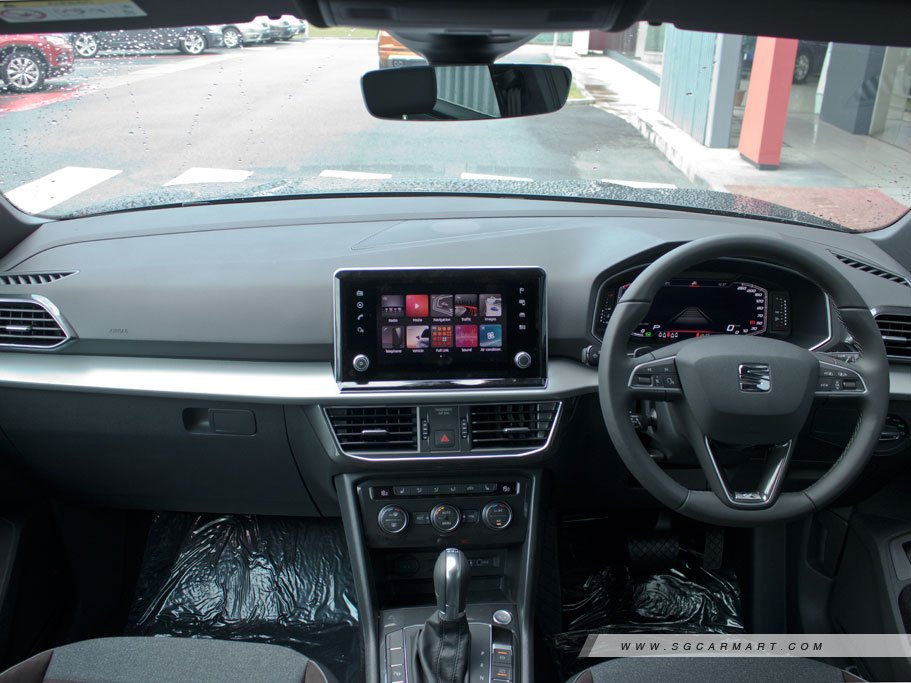https://i.i-sgcm.com/new_cars/cars/12461/12461_g28