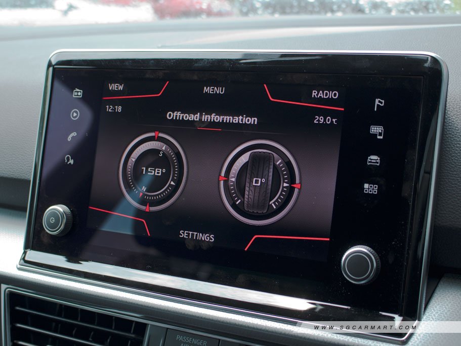 https://i.i-sgcm.com/new_cars/cars/12461/12461_g39