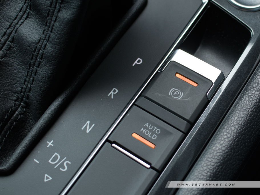 https://i.i-sgcm.com/new_cars/cars/12461/12461_g47