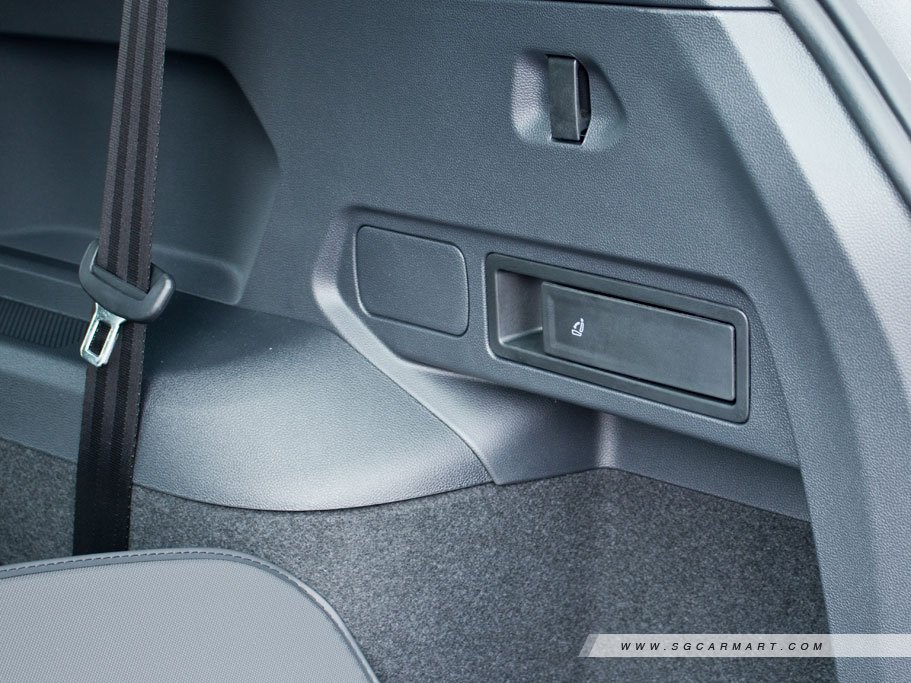 https://i.i-sgcm.com/new_cars/cars/12461/12461_g53