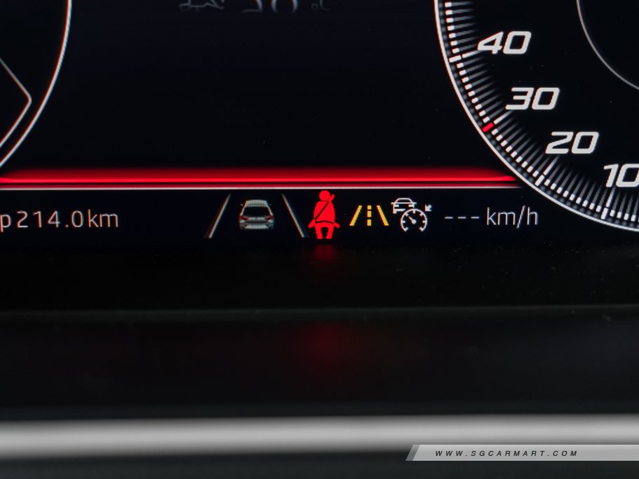 https://i.i-sgcm.com/new_cars/cars/12461/12461_g70