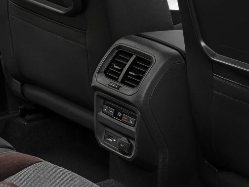 https://i.i-sgcm.com/new_cars/cars/12461/12461_g92