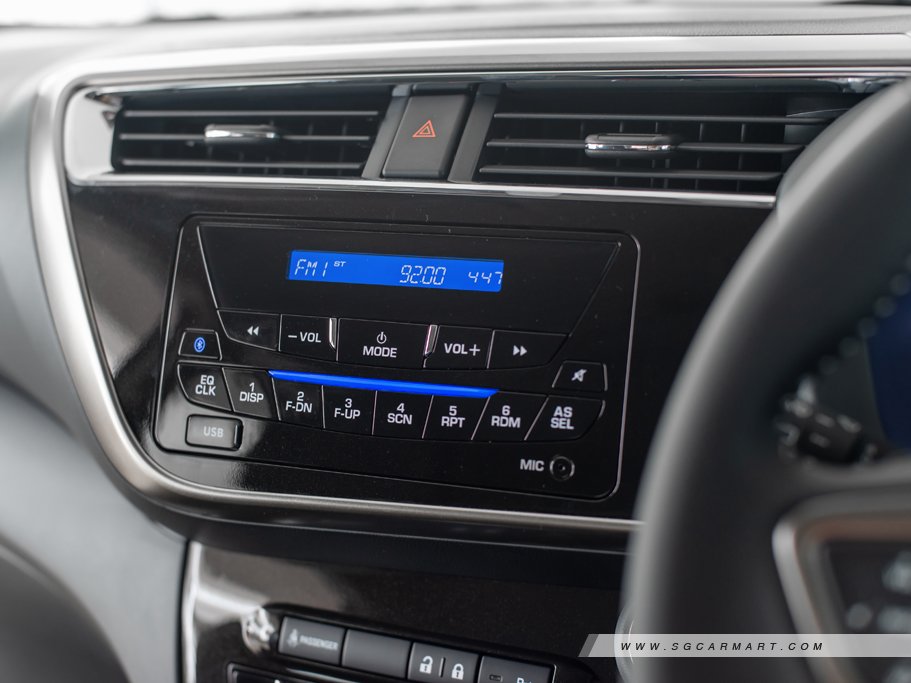 https://i.i-sgcm.com/new_cars/cars/12462/12462_g13