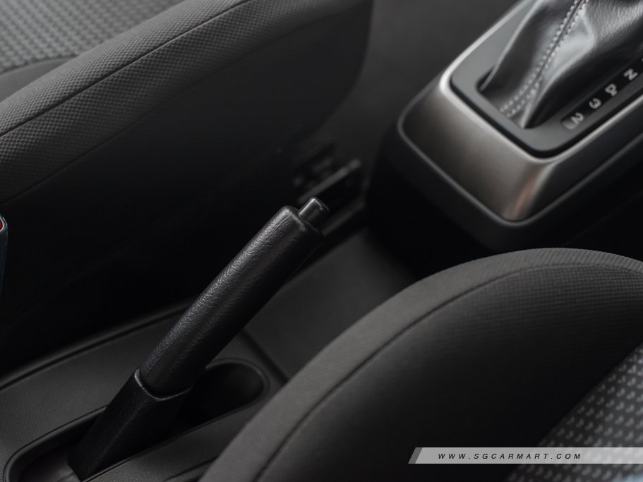 https://i.i-sgcm.com/new_cars/cars/12462/12462_g19