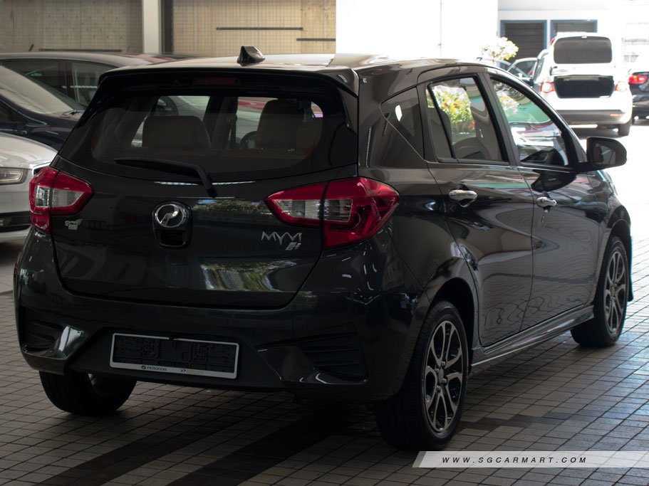 https://i.i-sgcm.com/new_cars/cars/12462/12462_g29