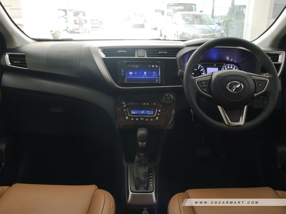 https://i.i-sgcm.com/new_cars/cars/12462/12462_g38