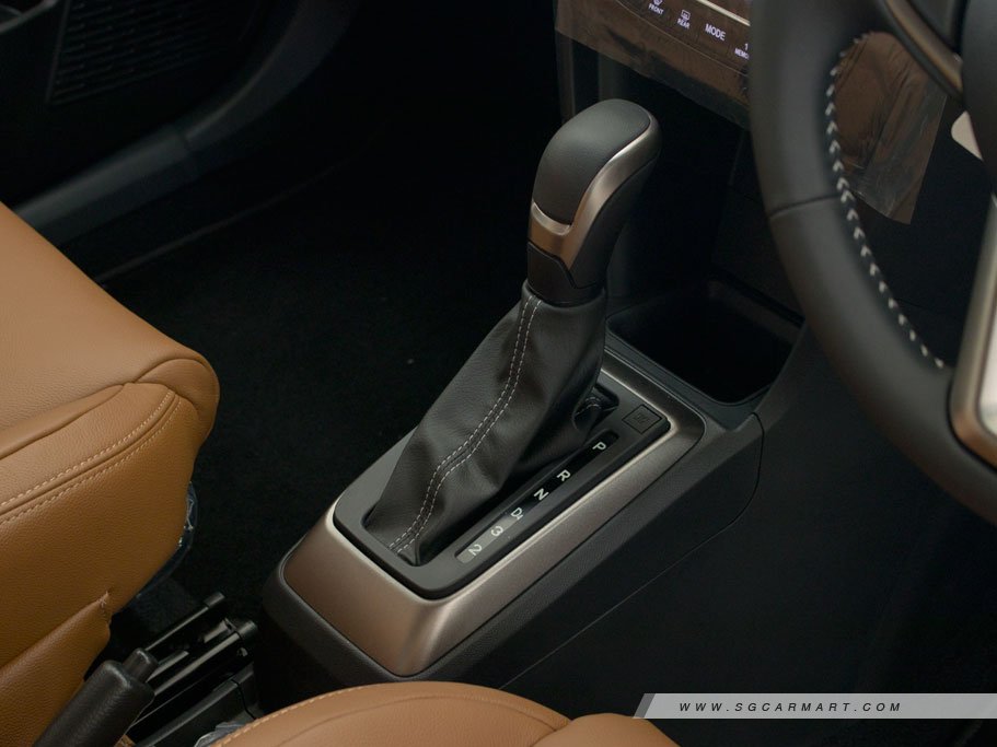 https://i.i-sgcm.com/new_cars/cars/12462/12462_g42
