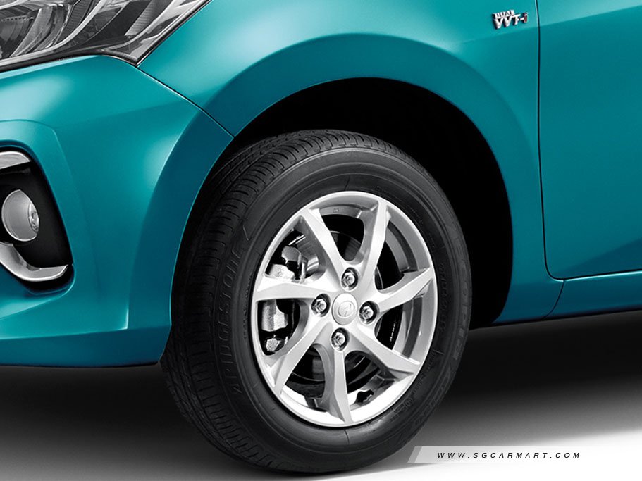 https://i.i-sgcm.com/new_cars/cars/12462/12462_g56