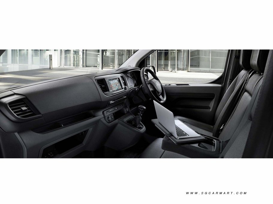 https://i.i-sgcm.com/new_cars/cars/12463/12463_g4