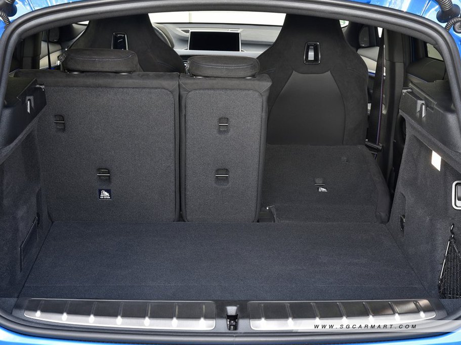 https://i.i-sgcm.com/new_cars/cars/12466/12466_g18
