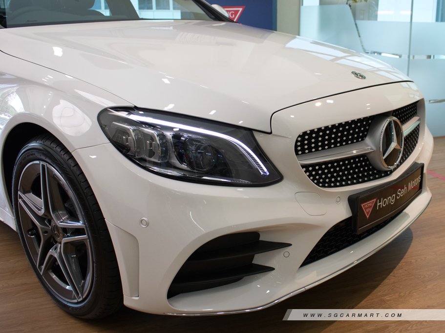 https://i.i-sgcm.com/new_cars/cars/12472/12472_g14