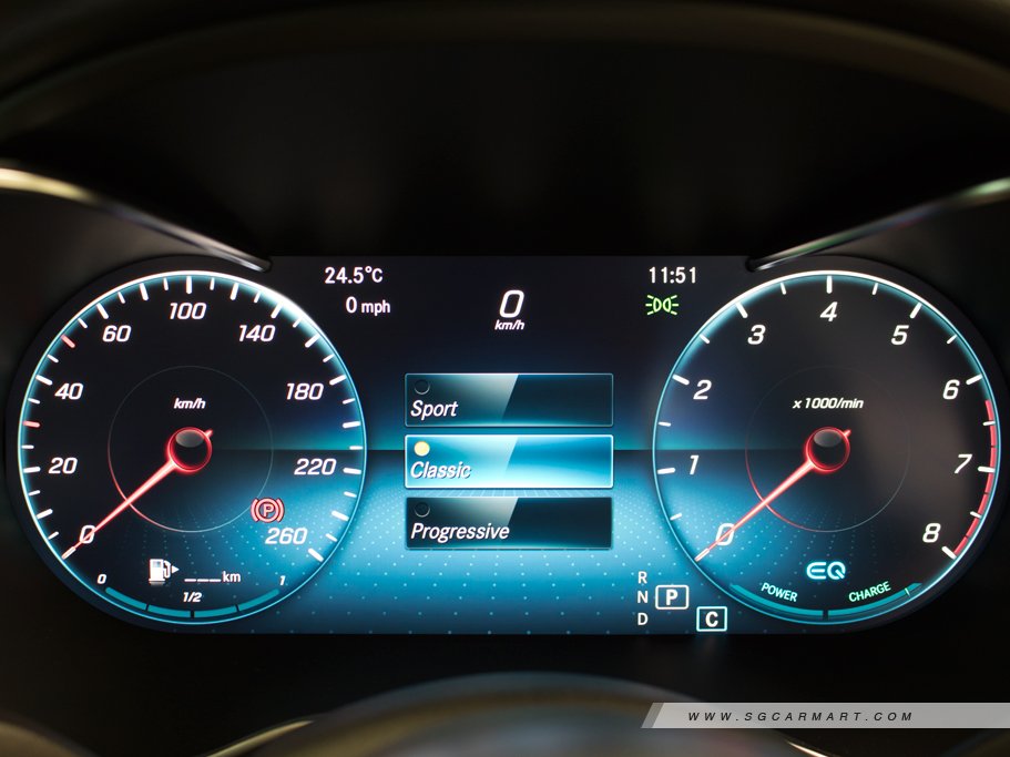 https://i.i-sgcm.com/new_cars/cars/12472/12472_g42
