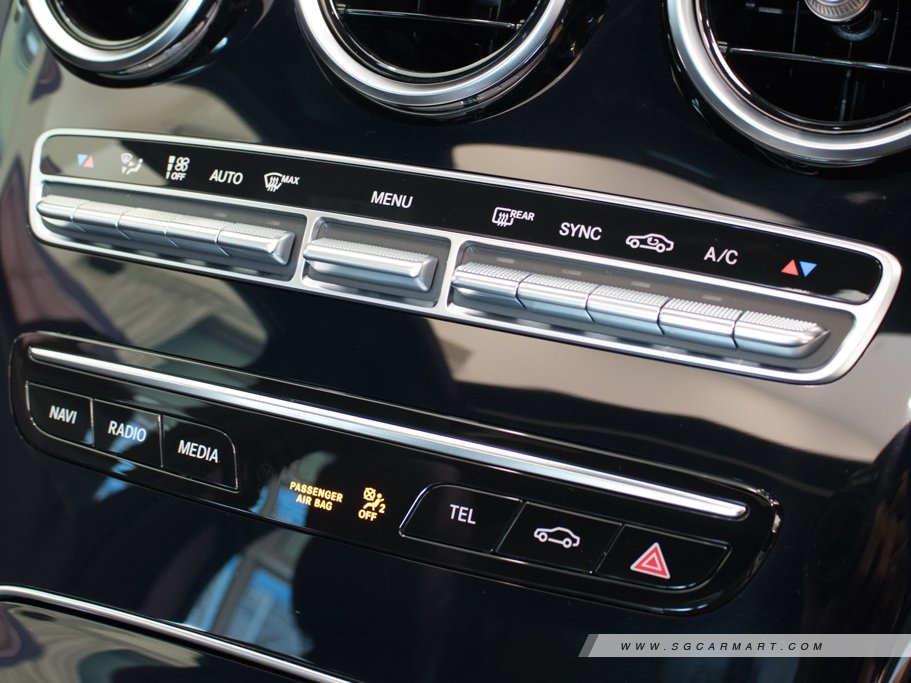 https://i.i-sgcm.com/new_cars/cars/12472/12472_g51