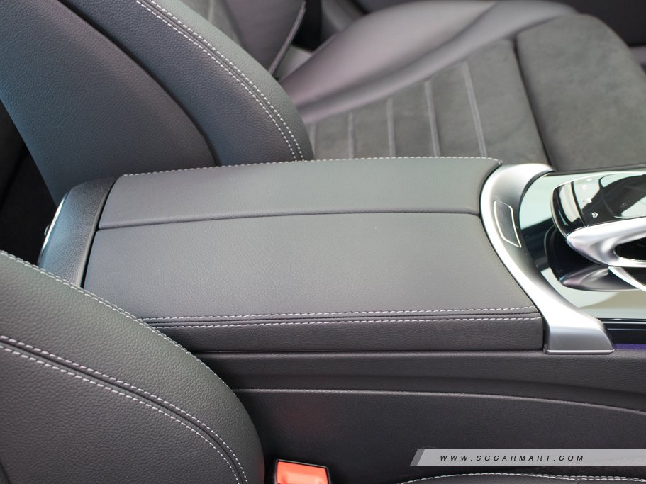 https://i.i-sgcm.com/new_cars/cars/12472/12472_g54