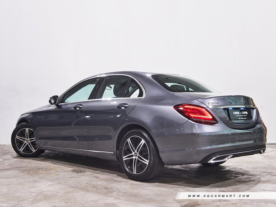 https://i.i-sgcm.com/new_cars/cars/12472/12472_g68